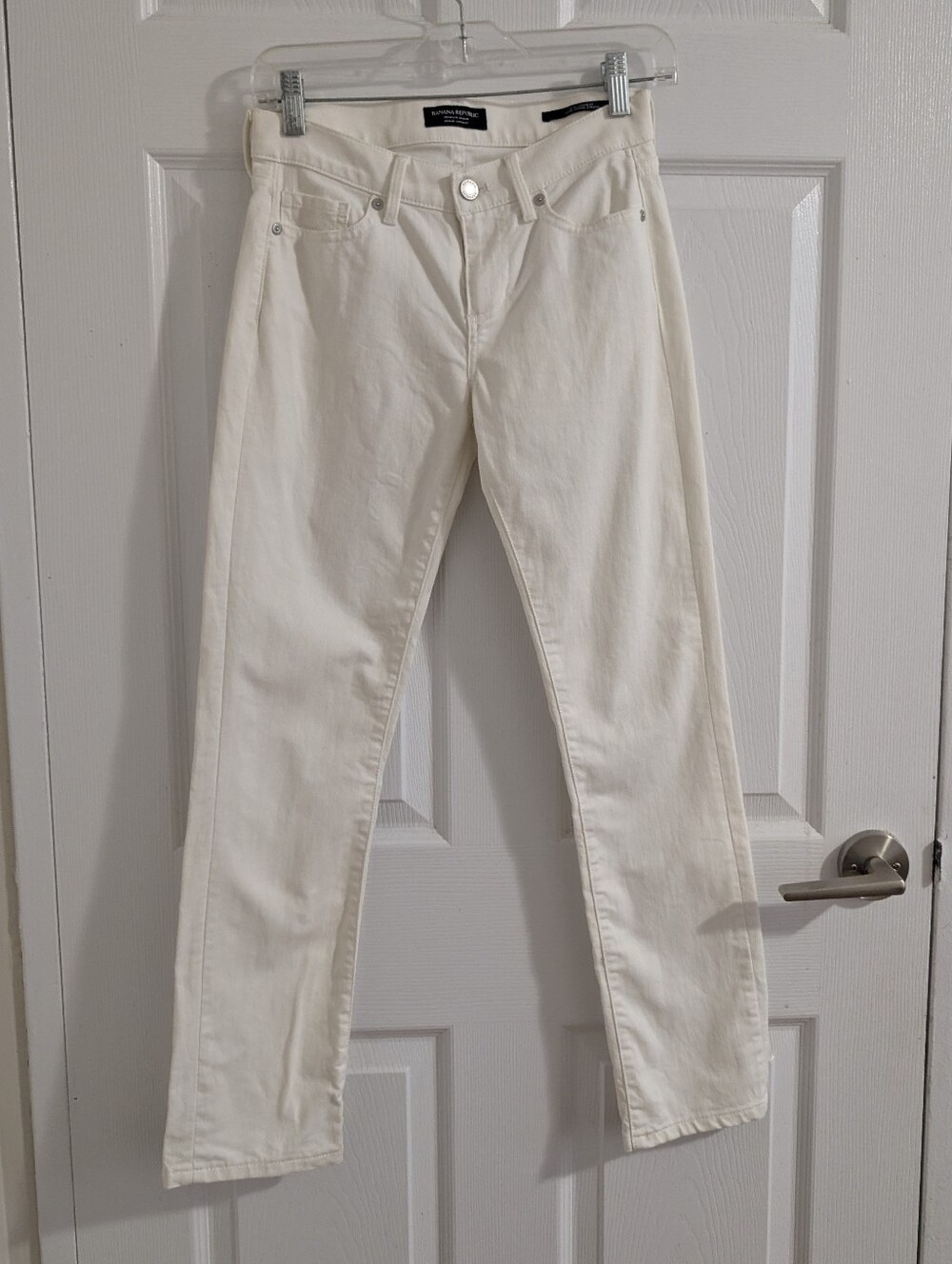 Banana Republic Premium Slim Straight Denim Jeans Off-White 24P Minimalist